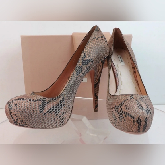 Miu Miu Rose Pink Python Platform - Picture 5 of 17